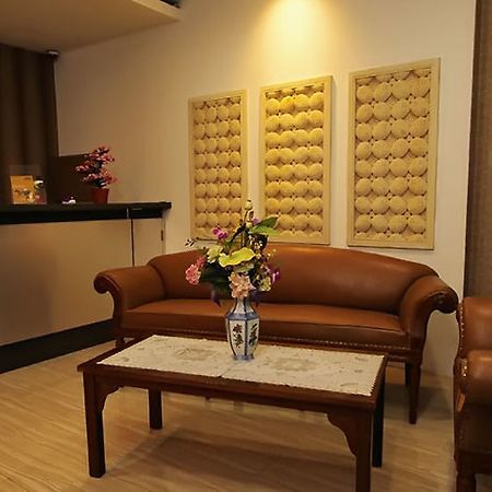 Pax Hotel Jakarta Exterior photo